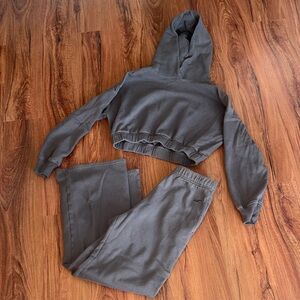 Hollister Gray Hooded Sweatshirt and Straight Leg Sweat Pants Set